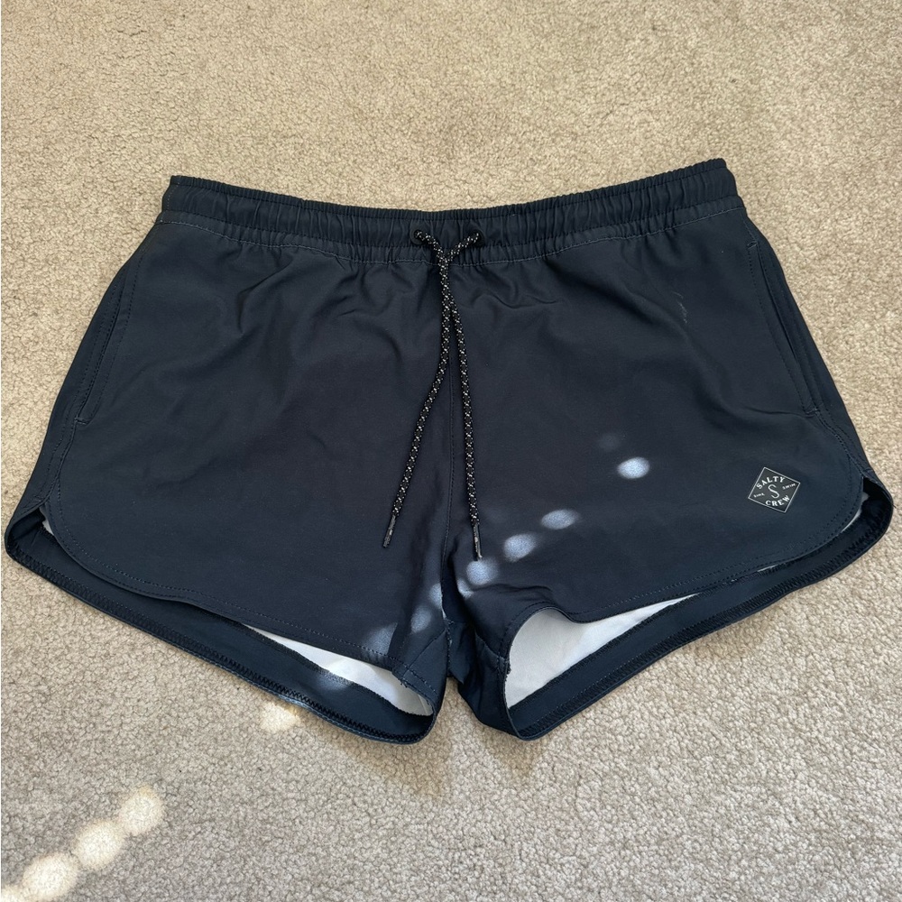 NWOT salty crew shorts
